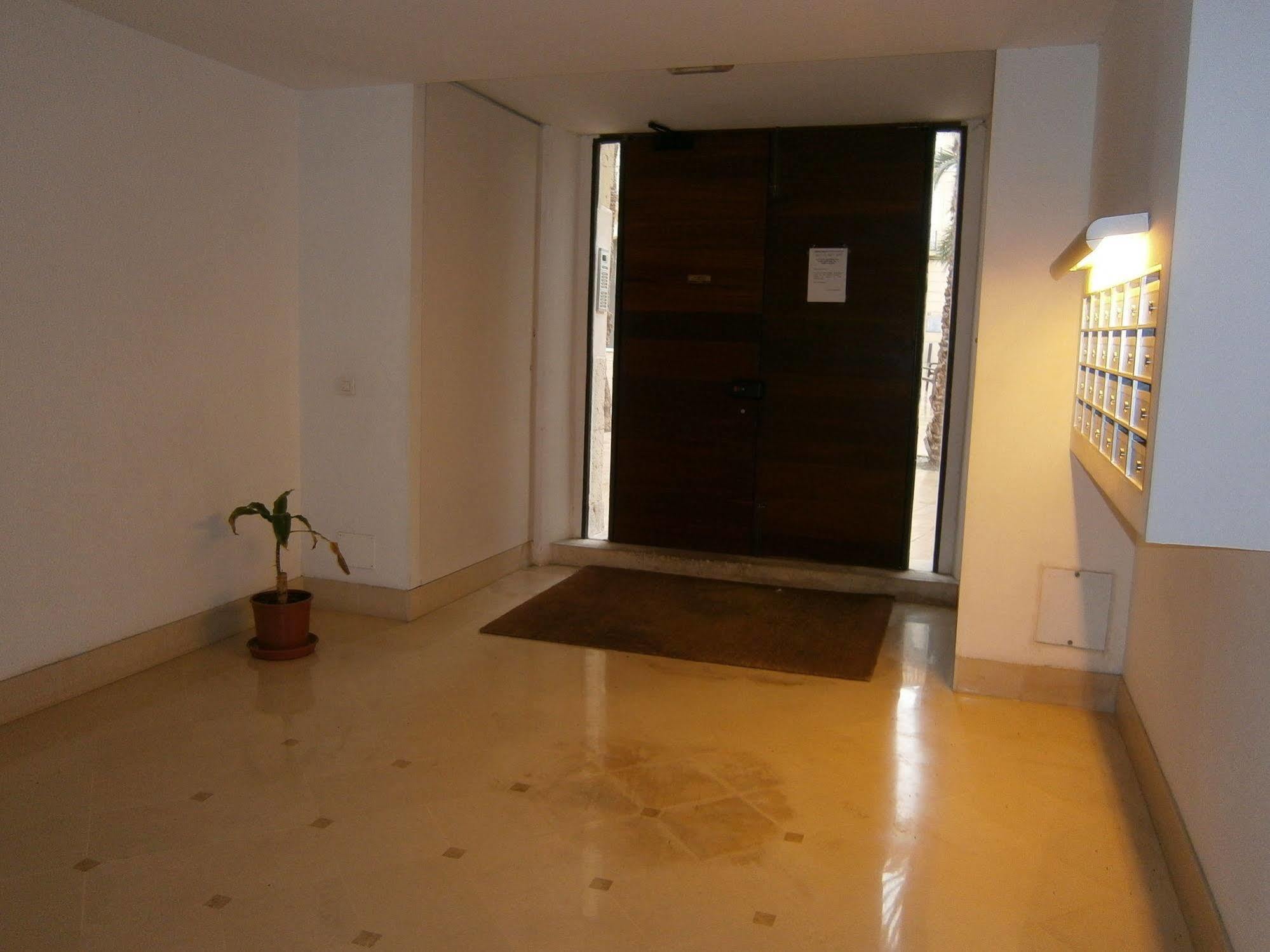 Apartamentos Santa Faz By Be Alicante Bagian luar foto